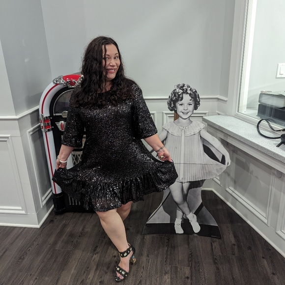 Meet your Posher, Erica Brooke - Picture 7 of 9